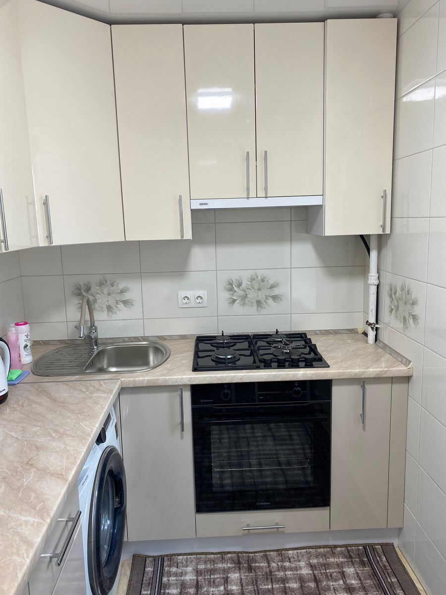 Оренда 2-кімнатної квартири 47 м², Перемоги просп., 16