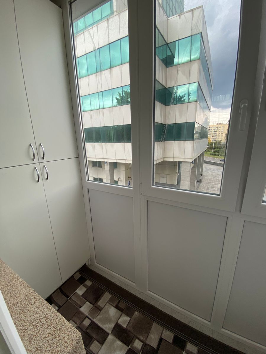 Оренда 2-кімнатної квартири 47 м², Перемоги просп., 16