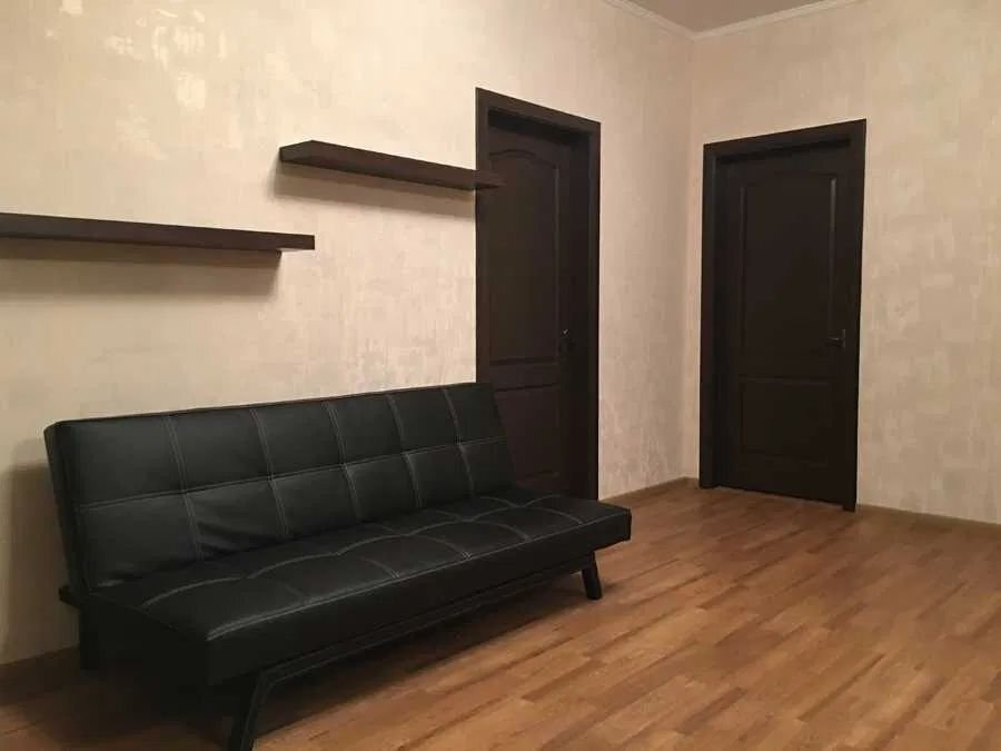 Оренда 3-кімнатної квартири 115 м², Анни Ахматової вул., 13Д