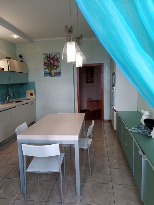 Аренда 3-комнатной квартиры 135 м², Евгения Коновальца ул., 36Б