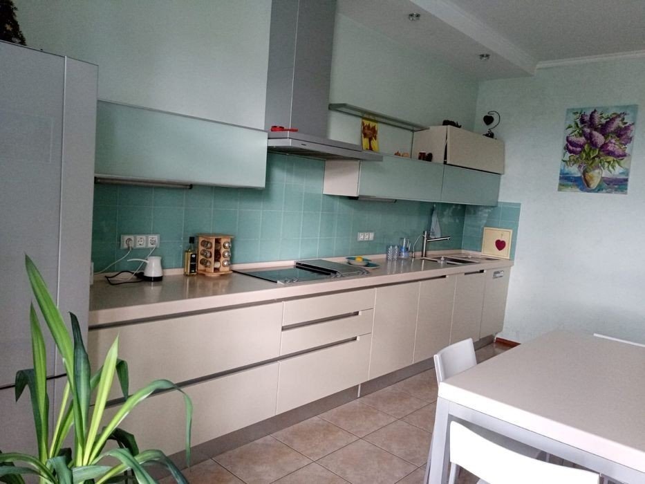 Аренда 3-комнатной квартиры 135 м², Евгения Коновальца ул., 36Б