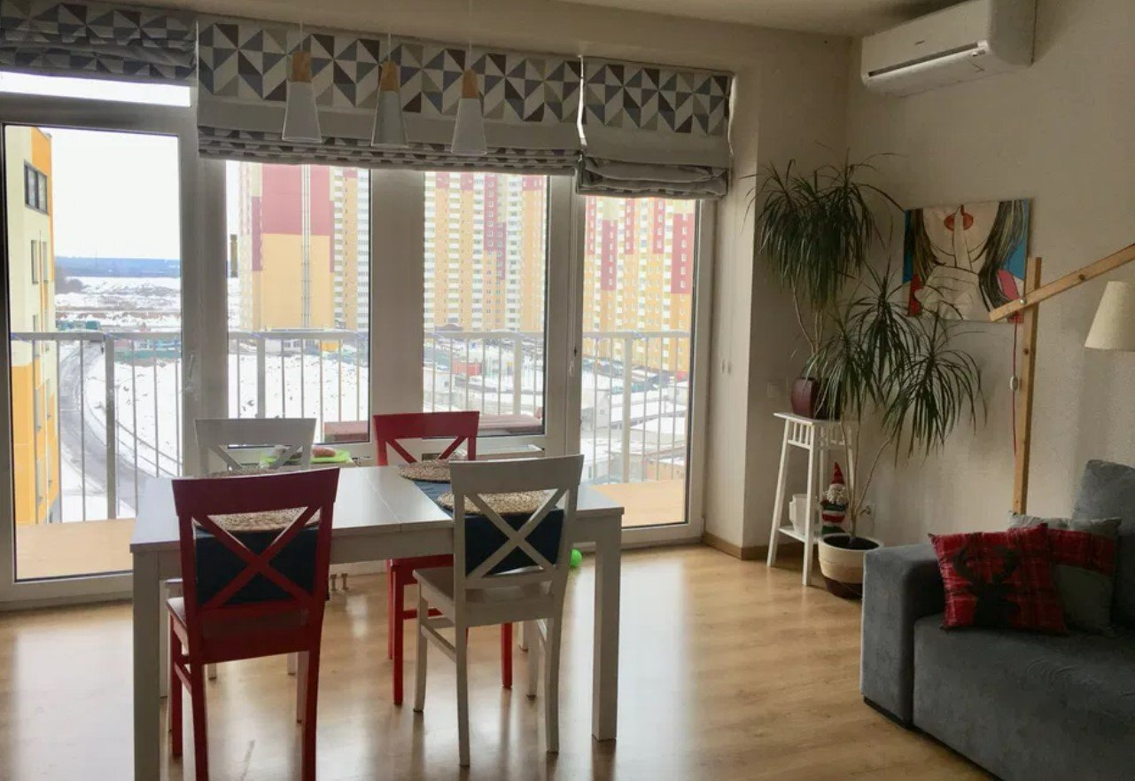 Аренда 2-комнатной квартиры 74 м², Сергея Данченко ул., 12