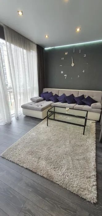 Оренда 1-кімнатної квартири 55 м², Практична вул., 1