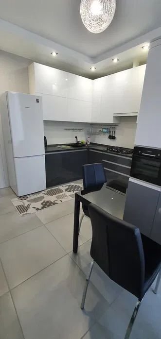 Аренда 1-комнатной квартиры 55 м², Практичная ул., 1