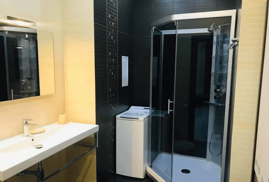 Аренда 2-комнатной квартиры 112 м², Евгения Коновальца ул., 44А