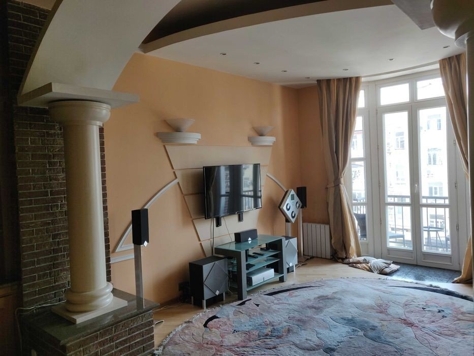 Аренда 3-комнатной квартиры 120 м², Большая Васильковская ул., 48