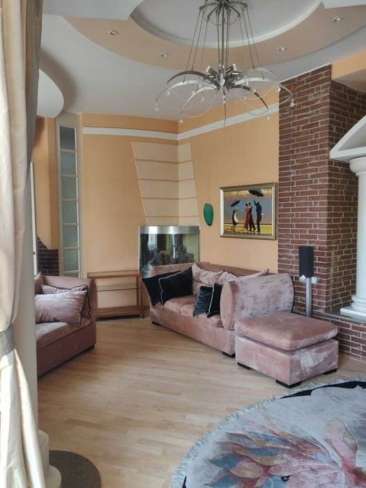 Аренда 3-комнатной квартиры 120 м², Большая Васильковская ул., 48