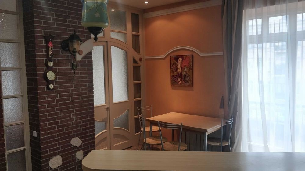 Аренда 3-комнатной квартиры 120 м², Большая Васильковская ул., 48