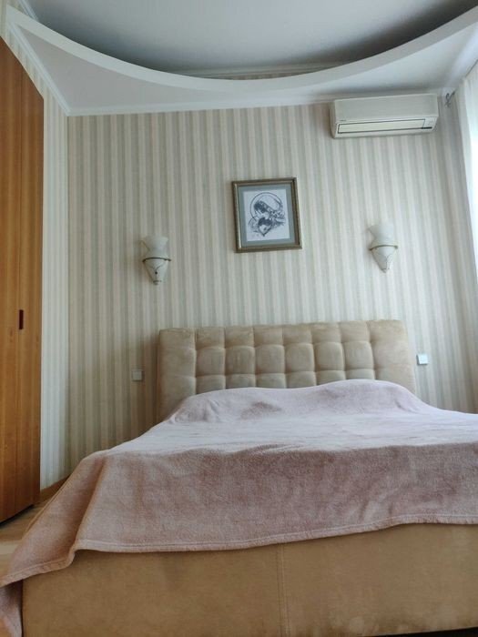 Аренда 3-комнатной квартиры 120 м², Большая Васильковская ул., 48