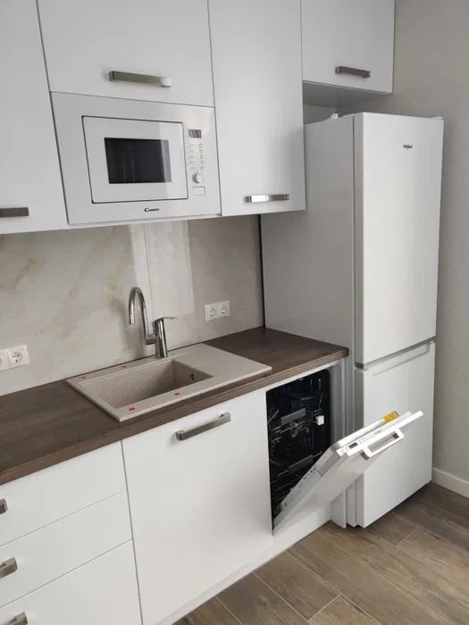 Аренда 1-комнатной квартиры 48 м², Глубочицкая ул., 13