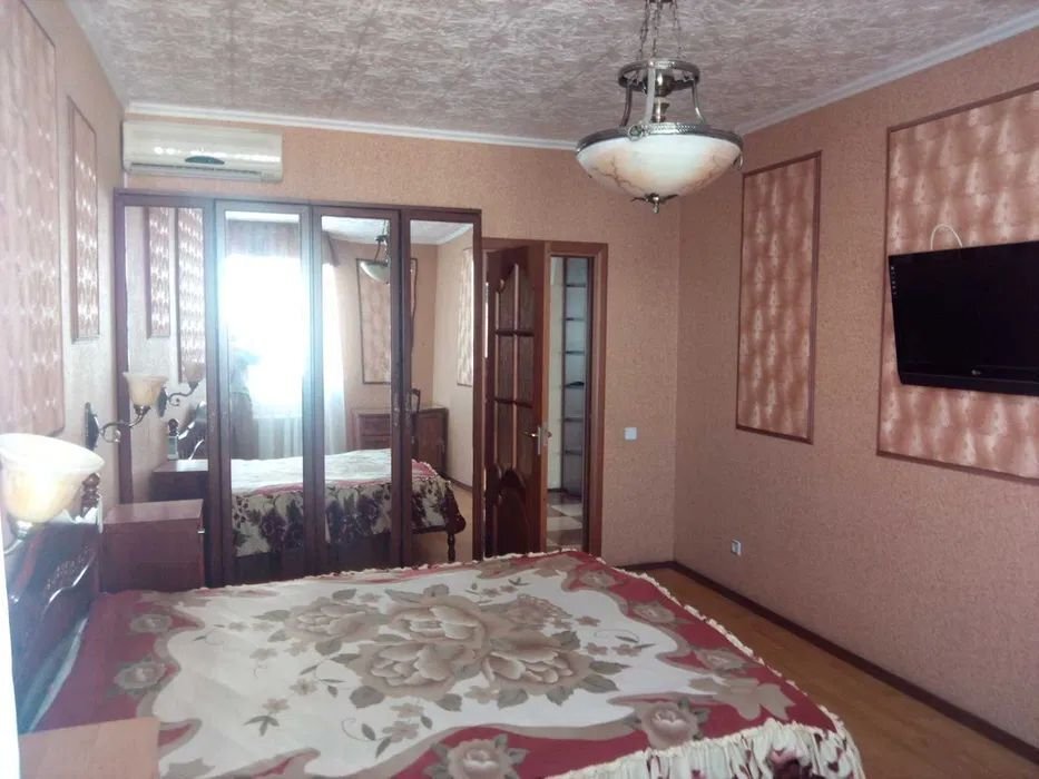 Аренда 3-комнатной квартиры 107 м², Анны Ахматовой ул., 35