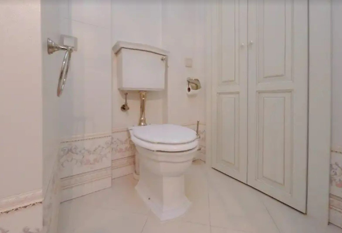 Аренда 3-комнатной квартиры 145 м², Институтская ул., 18