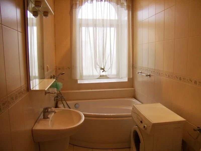 Аренда 2-комнатной квартиры 70 м², Десятинный пер., 7