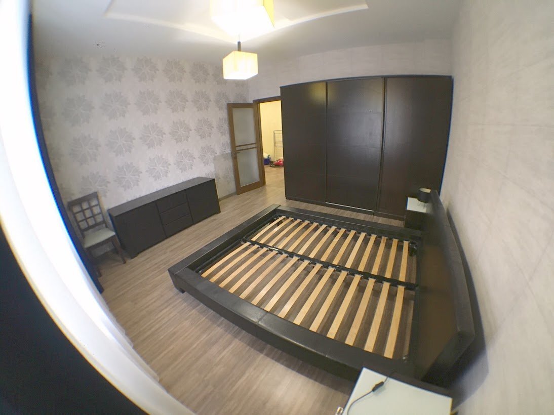 Оренда 4-кімнатної квартири 137 м², Дмитрівська вул., 69