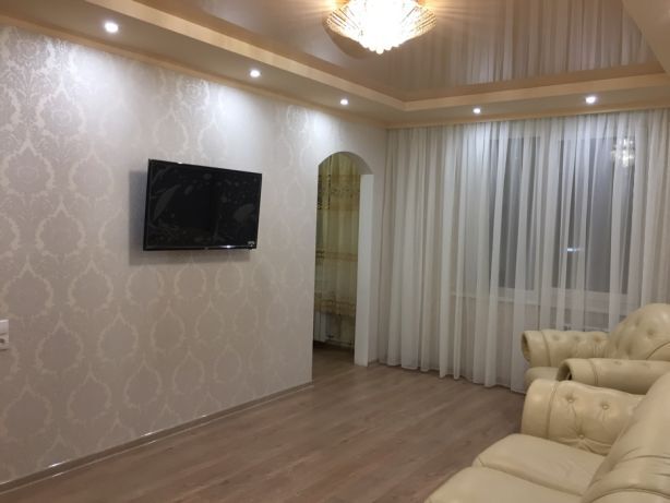 Оренда 3-кімнатної квартири 70 м², Валентинівська вул., 26