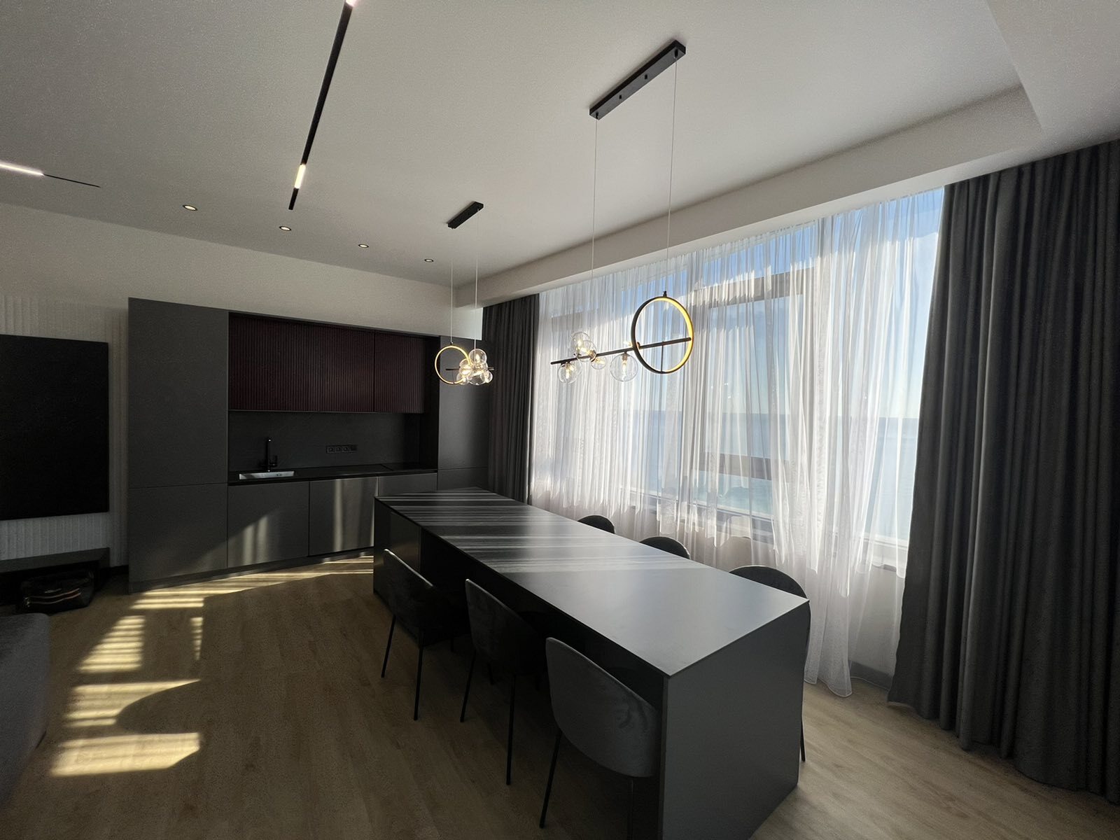 Продажа 2-комнатной квартиры 100 м², Фонтанская дор., 77А