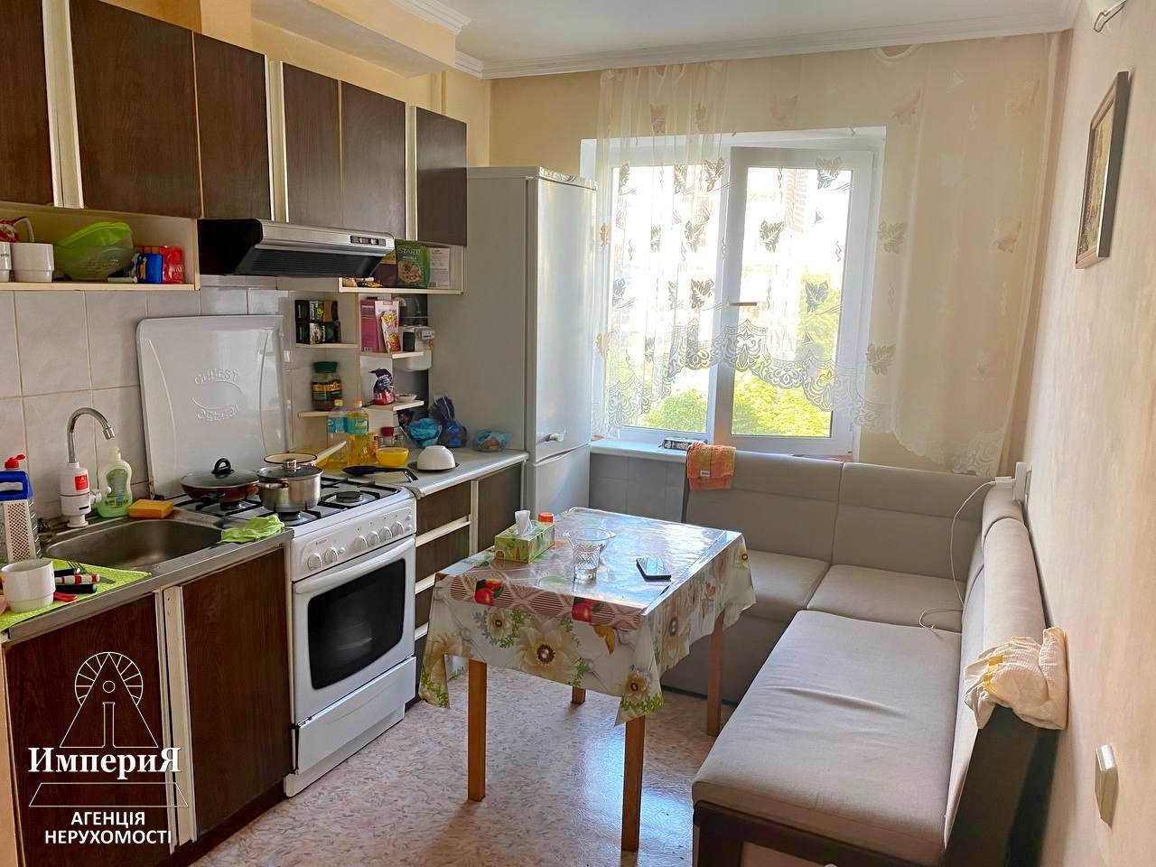 Продаж 2-кімнатної квартири 54 м², Мітрофанова вул., 3