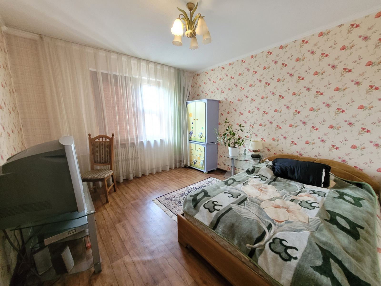 Оренда 2-кімнатної квартири 55 м², Любарського вул.