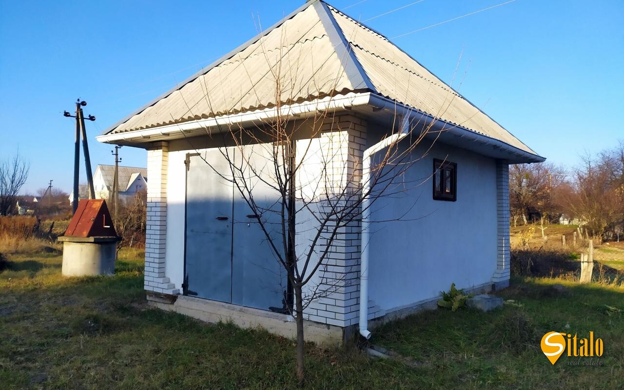 Продаж будинку 180 м²