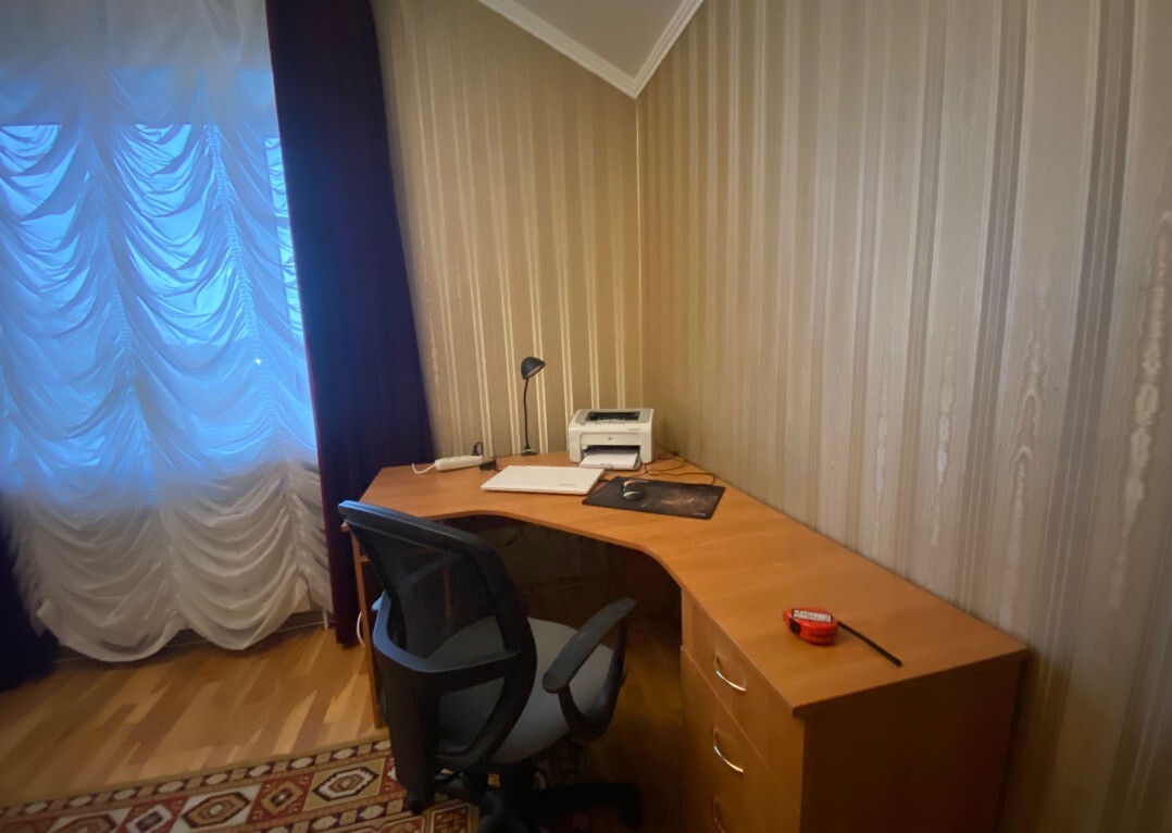 Оренда будинку 200 м²