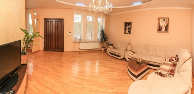 Оренда будинку 250 м², Столєтова вул.