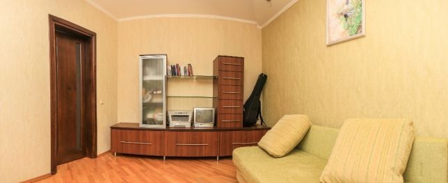 Оренда будинку 250 м², Столєтова вул.