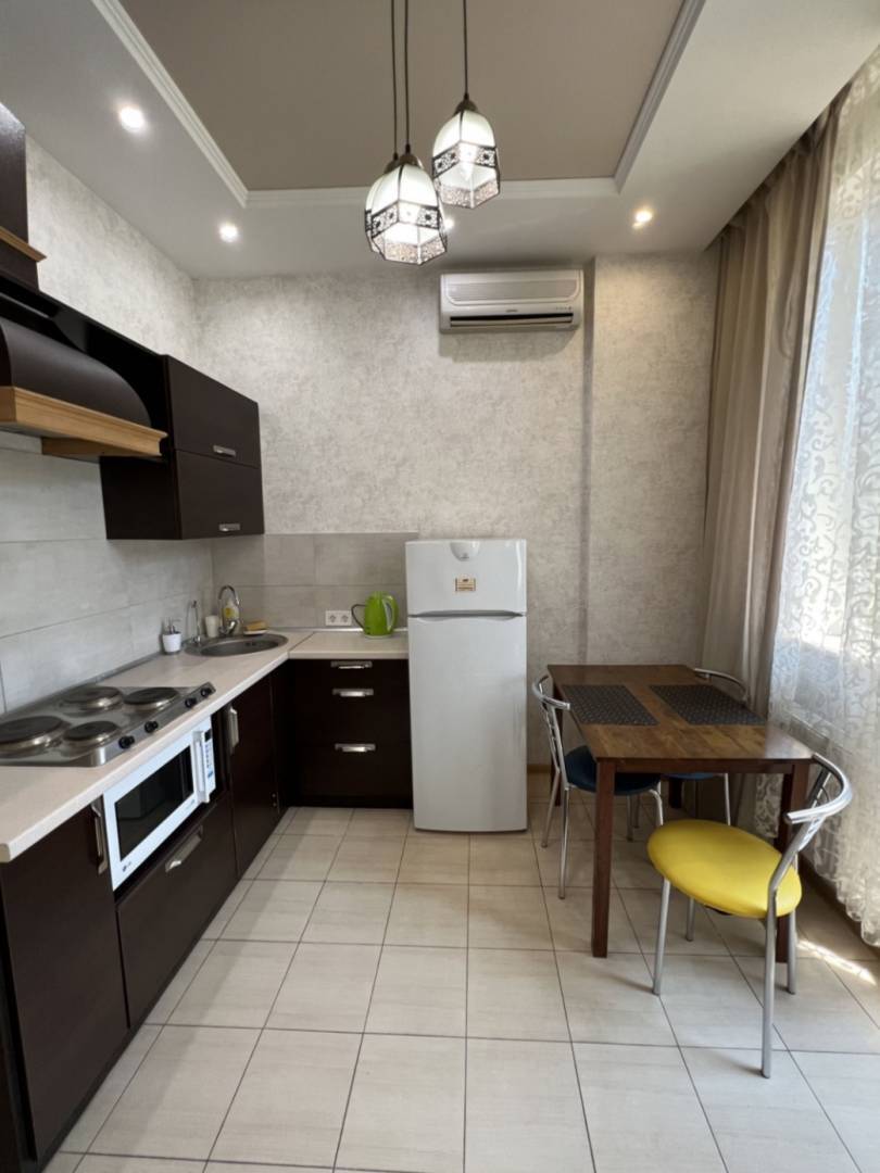 Продаж 1-кімнатної квартири 33 м², Перлинна вул.