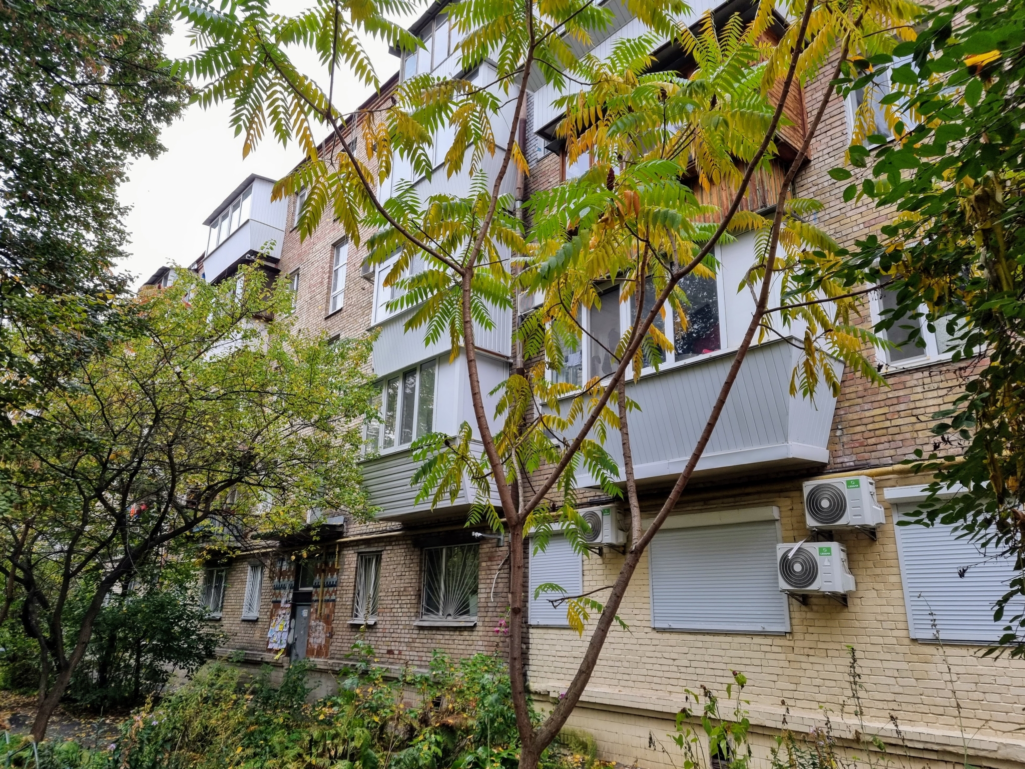 Аренда 3-комнатной квартиры 57 м², Виктора Ярмолы ул., 38А