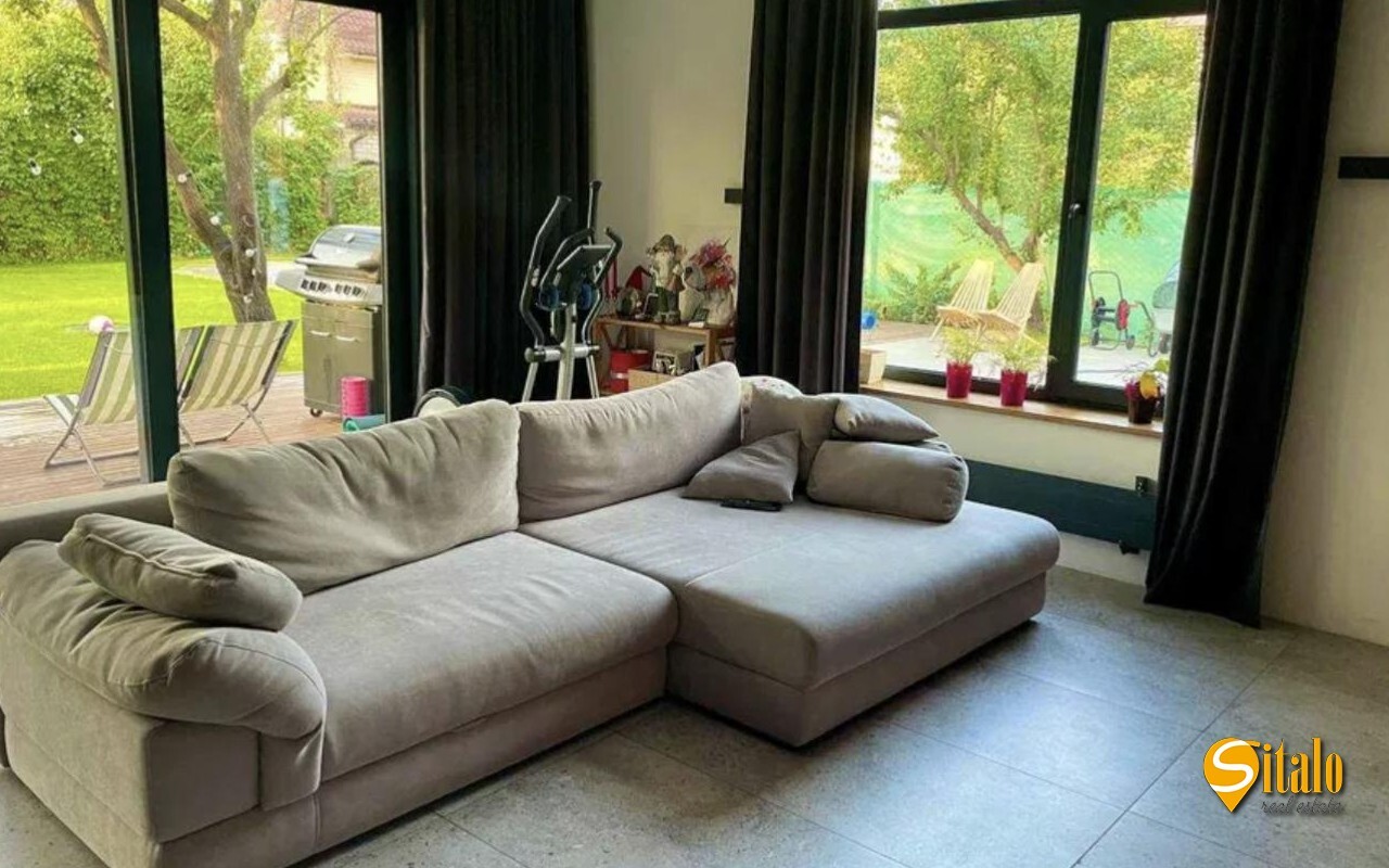 Продажа дома 185 м², 1-я Озерная ул.
