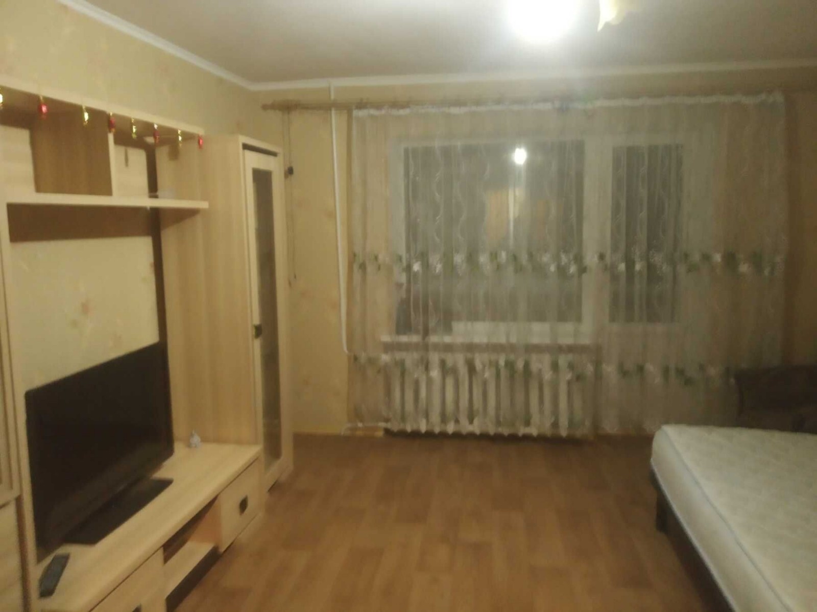 Оренда 3-кімнатної квартири 65 м², Космодромна вул.