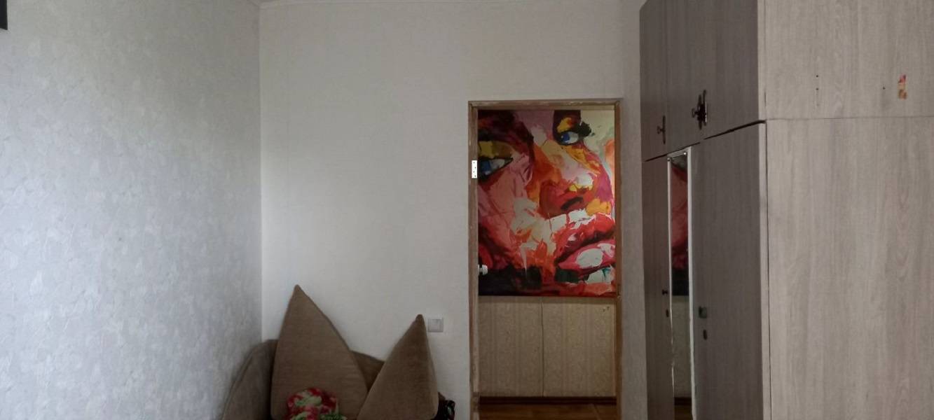 Продаж 2-кімнатної квартири 61 м², Кирпичнозаводская вул.