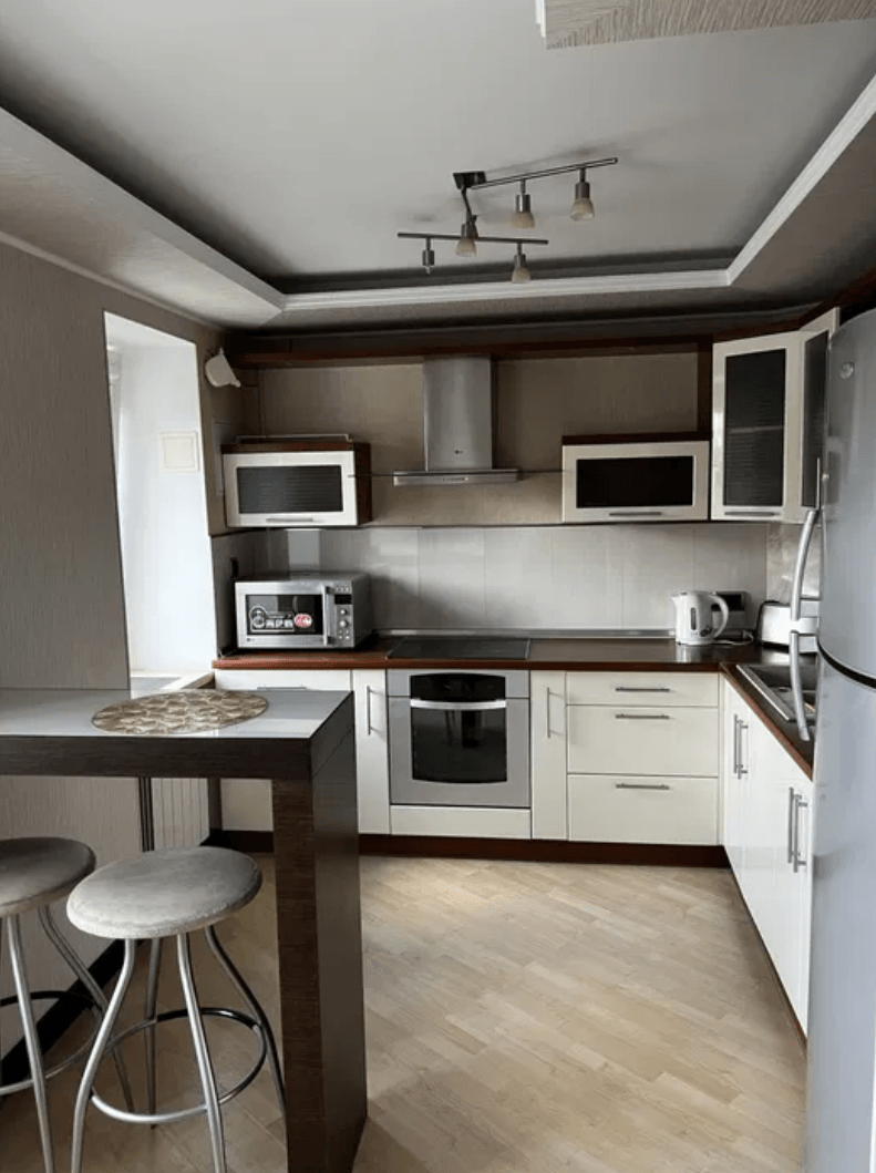Аренда 3-комнатной квартиры 90 м², Героев Харькова просп., Харкова 64А