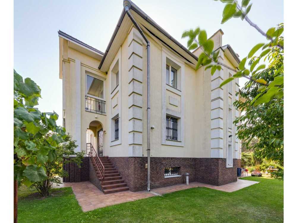 Оренда котеджу 400 м²