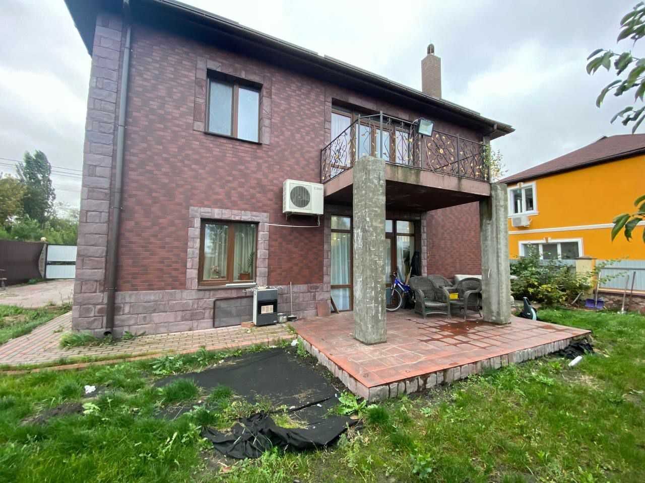 Оренда будинку 170 м², Лугова (Жуляны) вул.