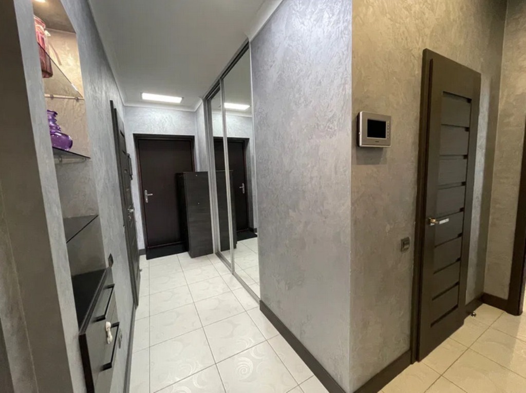 Продаж 2-кімнатної квартири 90 м², Крутогорний узвіз, 28