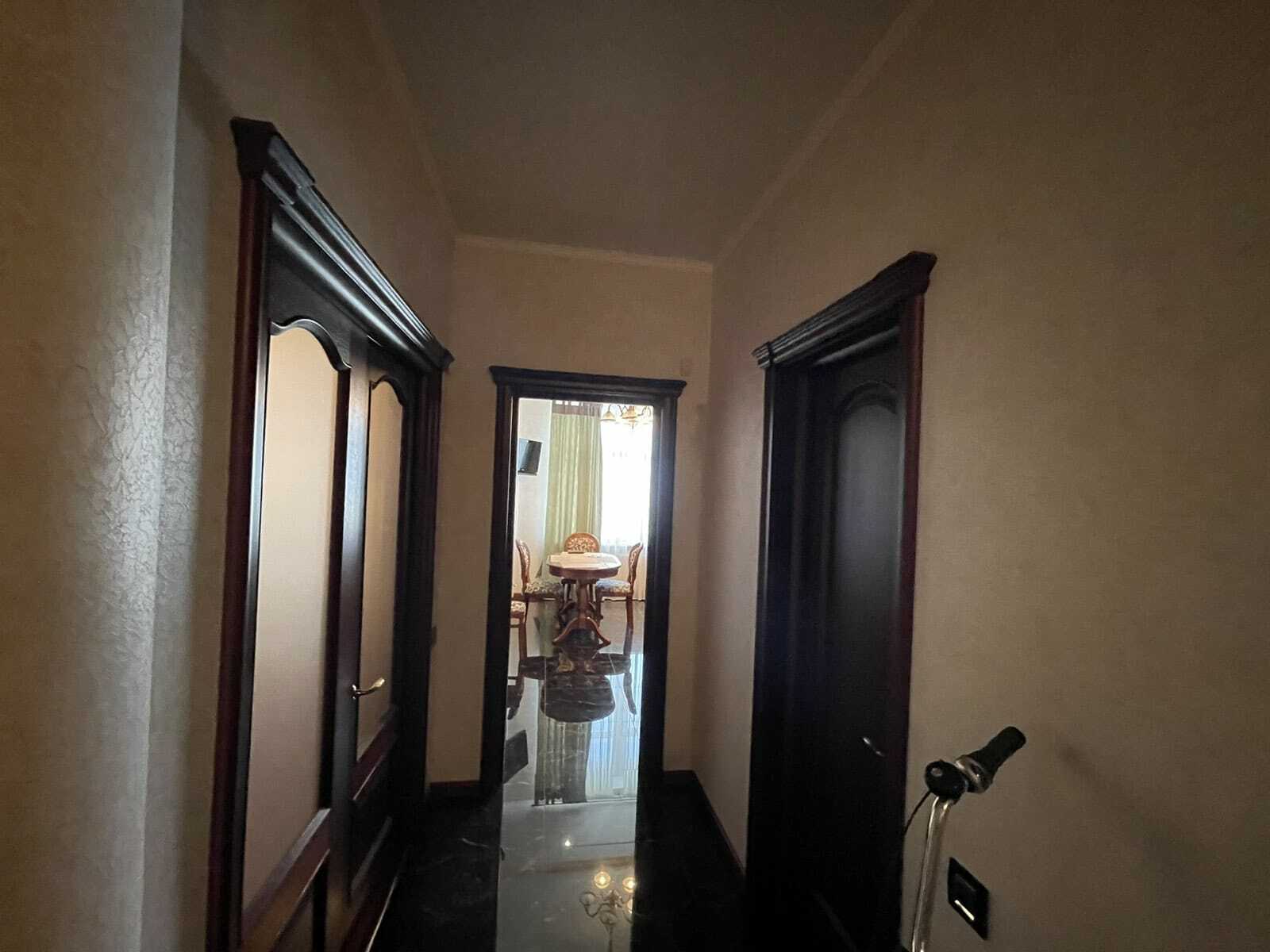 Аренда 3-комнатной квартиры 140 м², Мукачевский пер., 6