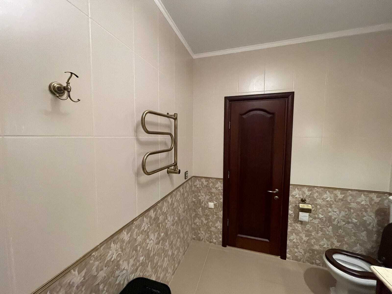 Аренда 3-комнатной квартиры 140 м², Мукачевский пер., 6