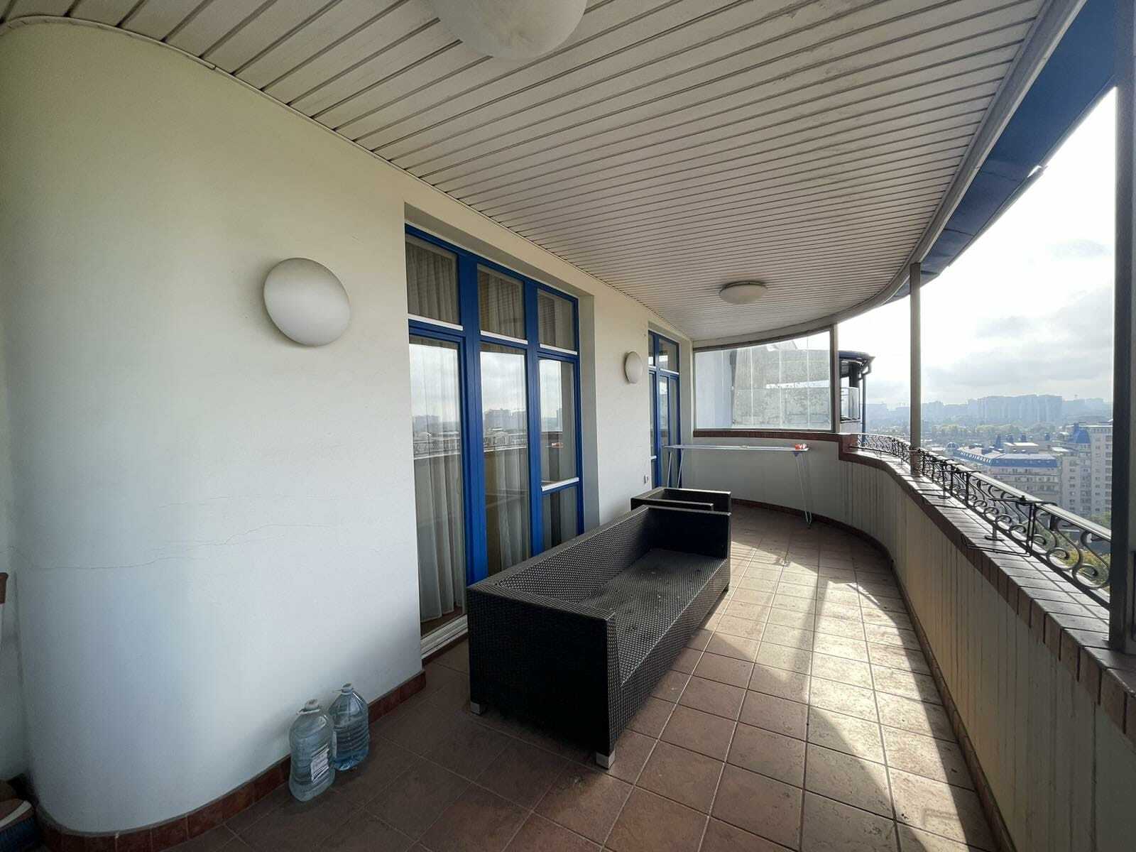 Аренда 3-комнатной квартиры 140 м², Мукачевский пер., 6
