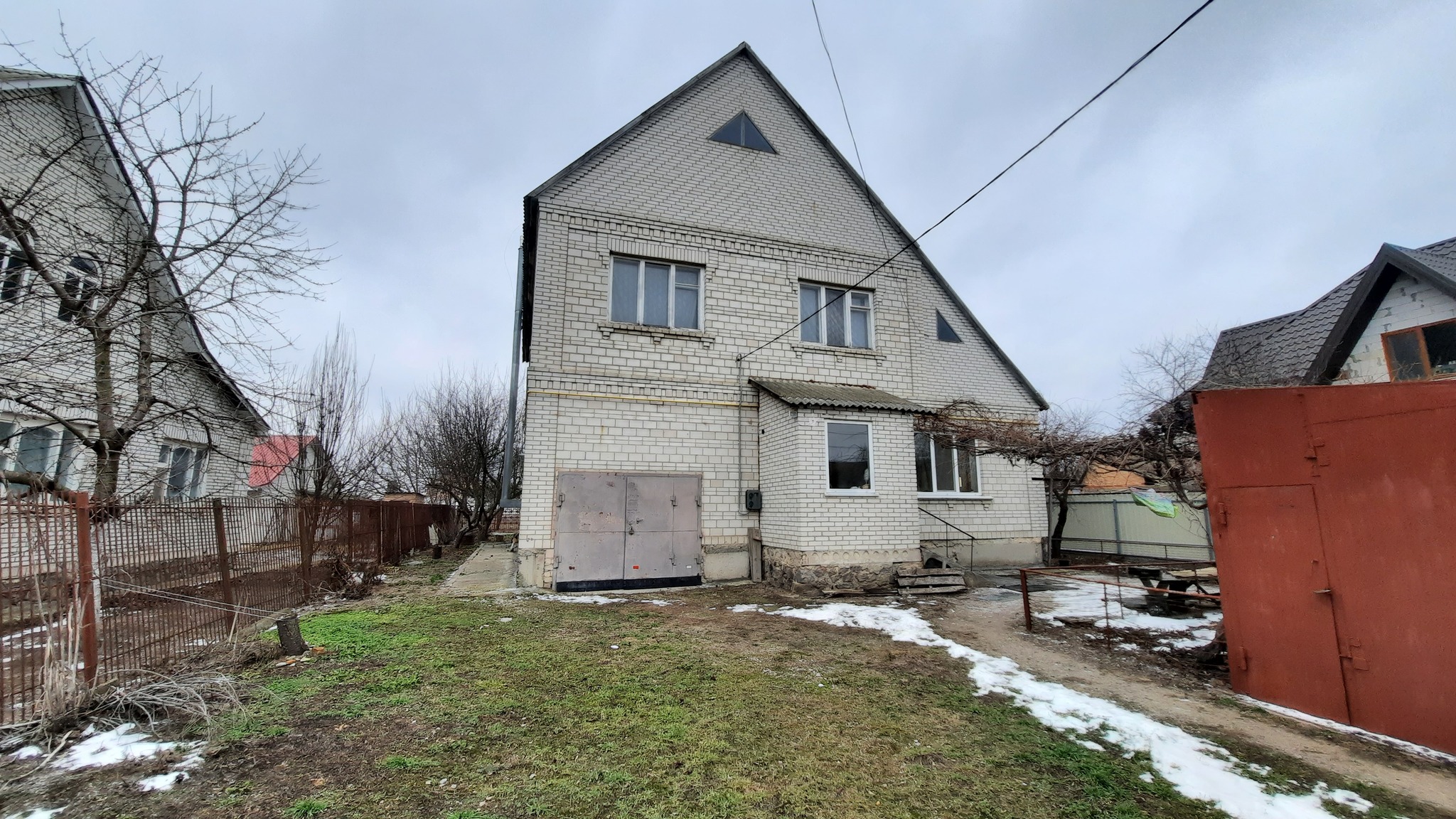Продаж будинку 218 м², Південна вул.