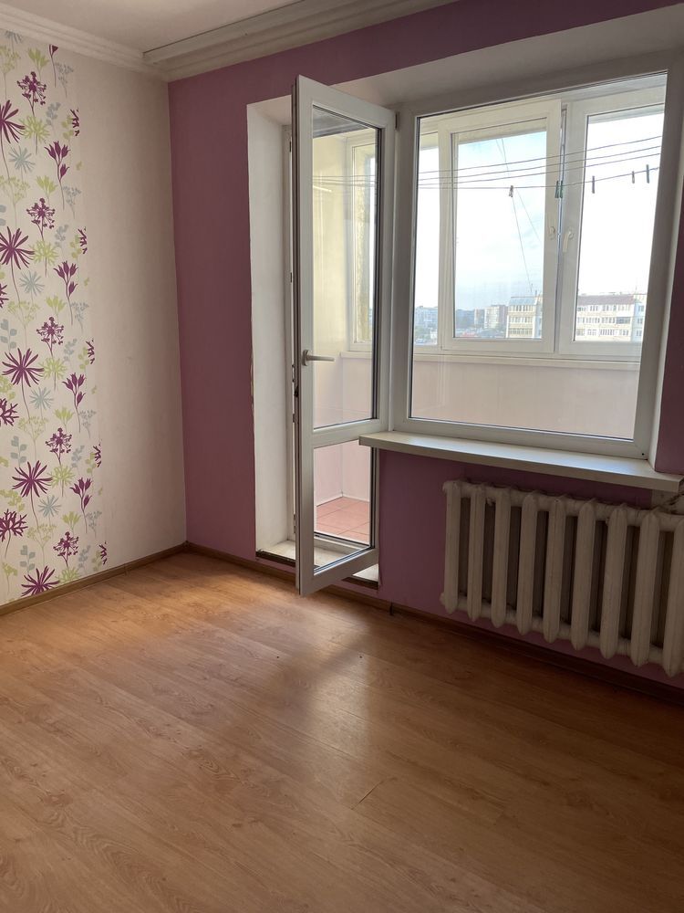 Продажа 4-комнатной квартиры 80 м², Курчатова ул.