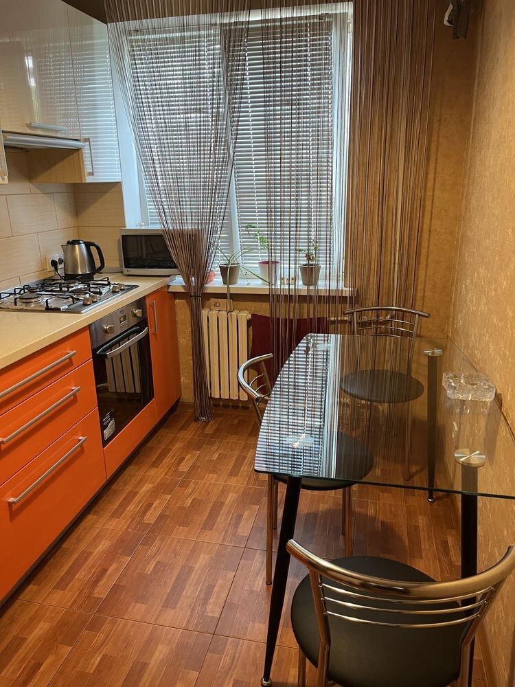 Оренда 2-кімнатної квартири 50 м², Юрія Кондратюка вул.