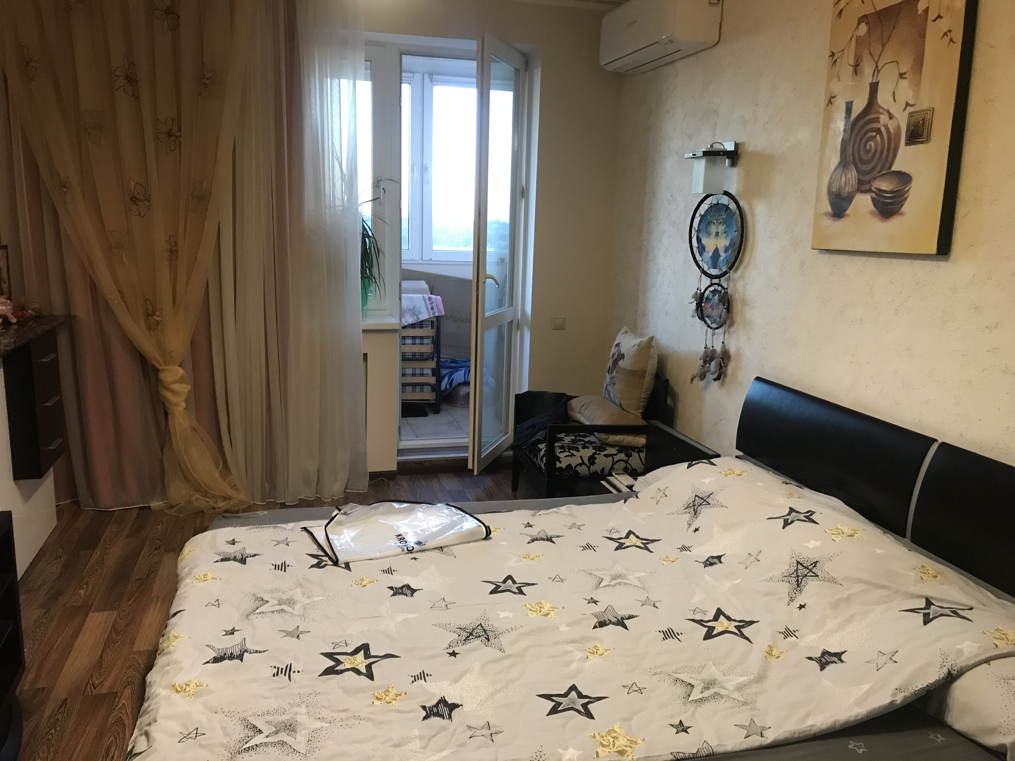 Продаж 4-кімнатної квартири 140 м², Дмитрія Кедрина вул., 53А