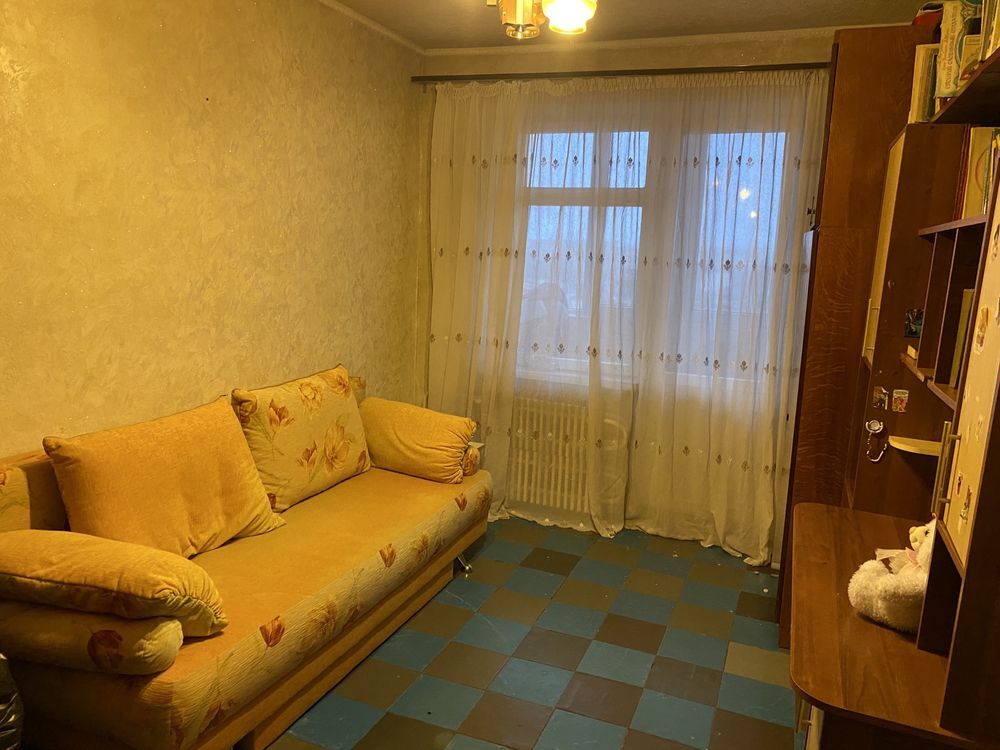 Оренда 3-кімнатної квартири 85 м², Кам'янецька вул.