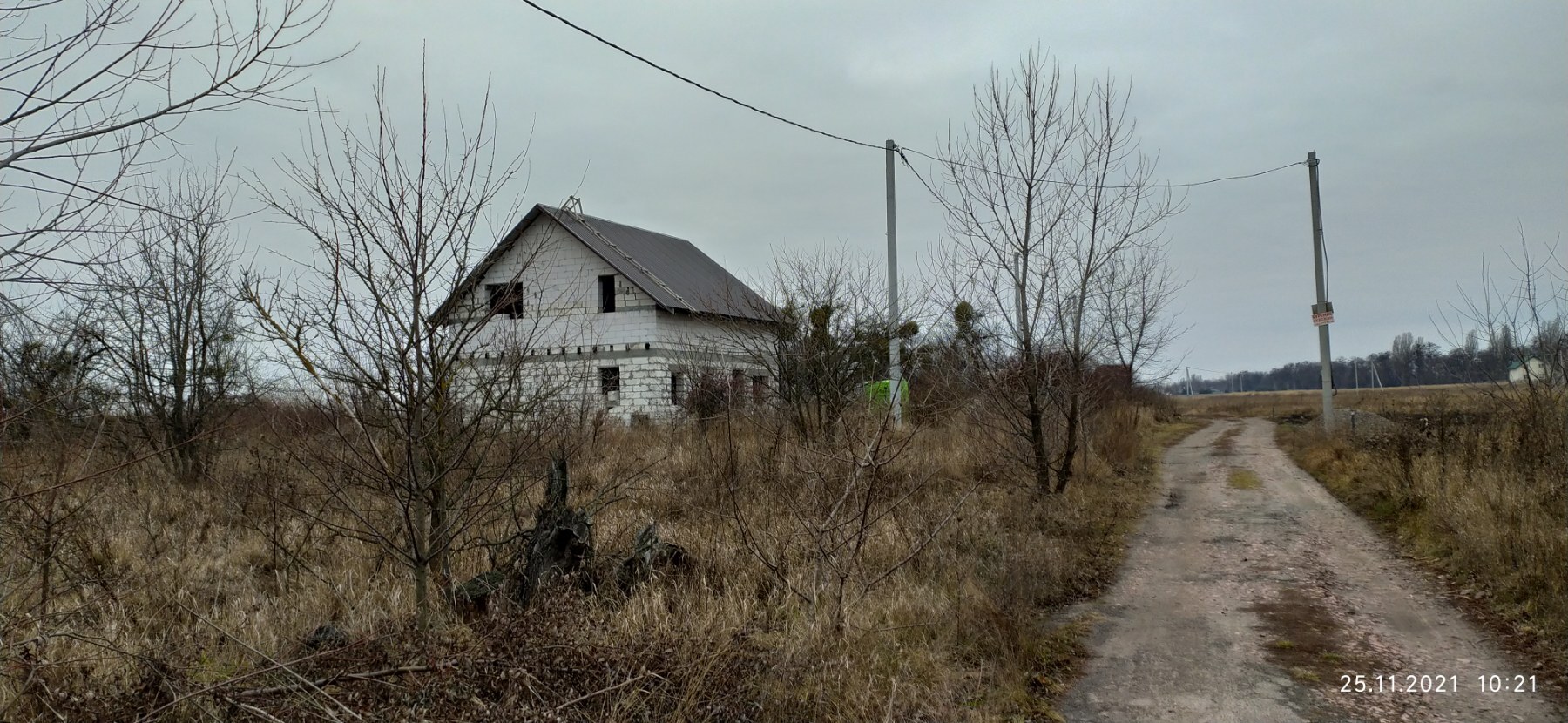 Продаж ділянки під індивідуальне житлове будівництво 25 соток