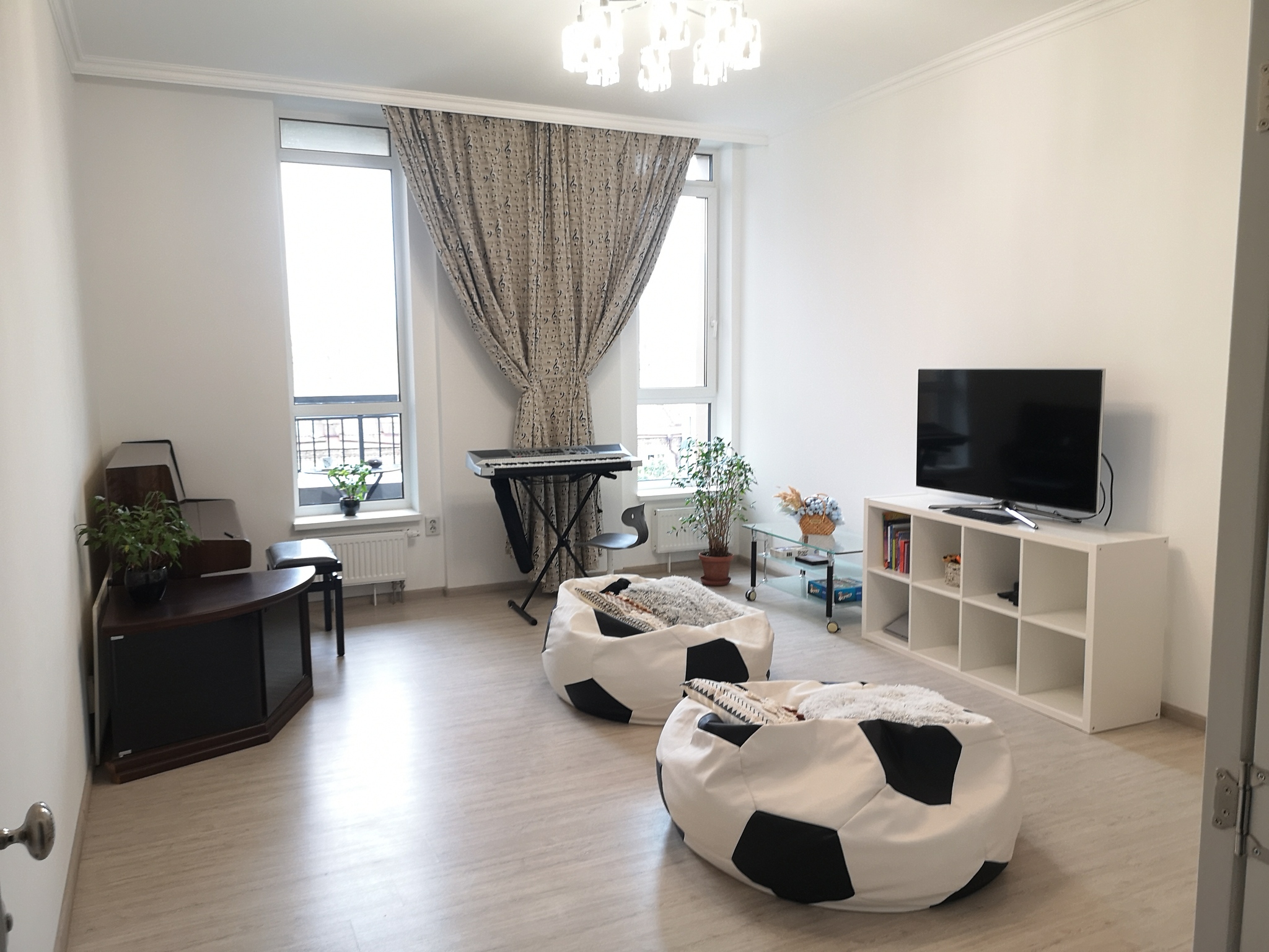 Аренда 4-комнатной квартиры 125 м², Джона Маккейна ул., 26