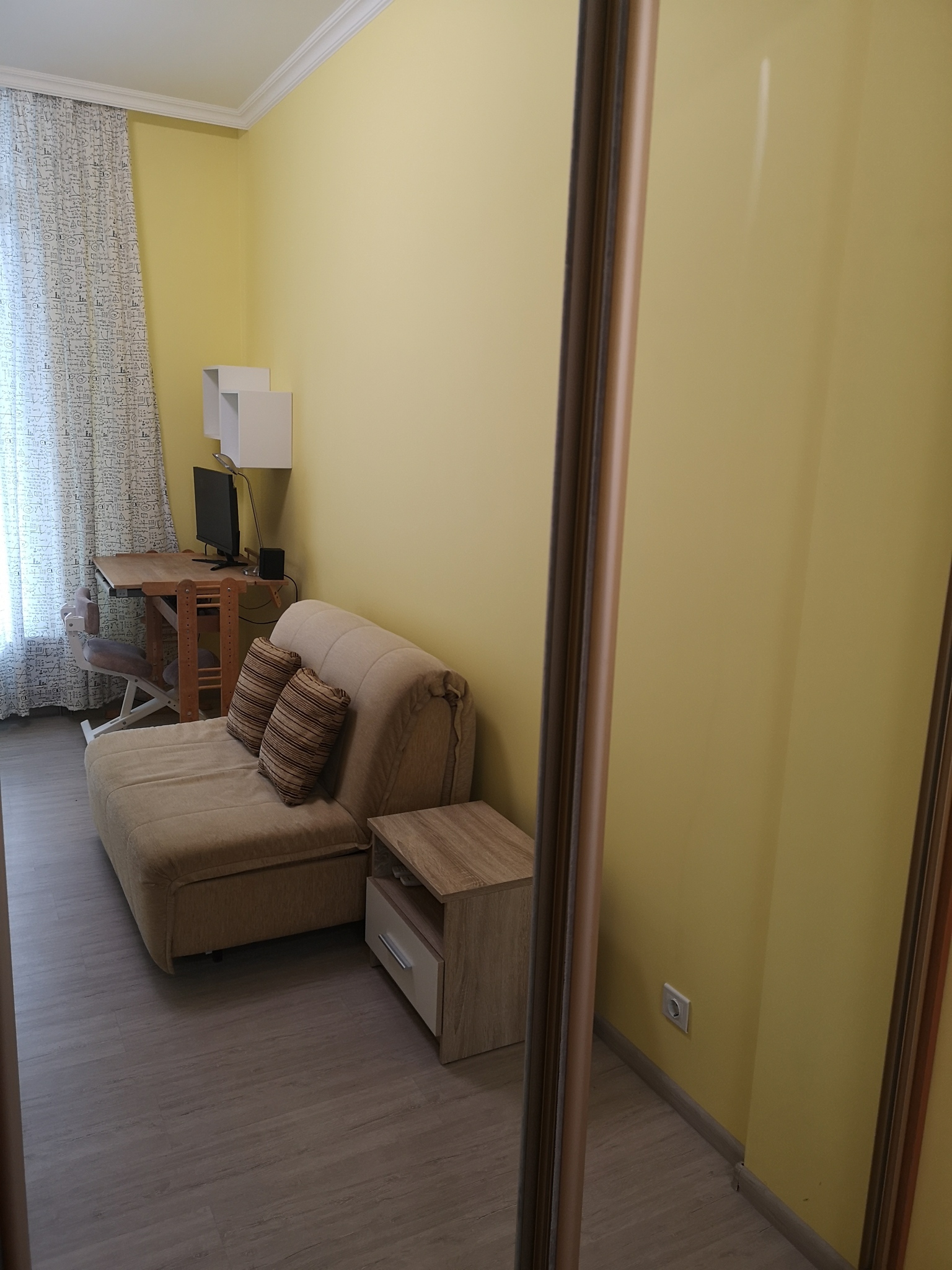 Оренда 4-кімнатної квартири 125 м², Джона Маккейна вул., 26