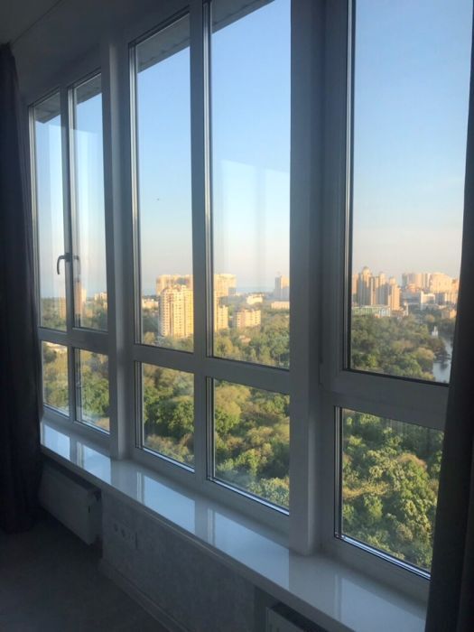 Оренда 3-кімнатної квартири 210 м², Шевченко просп., 33