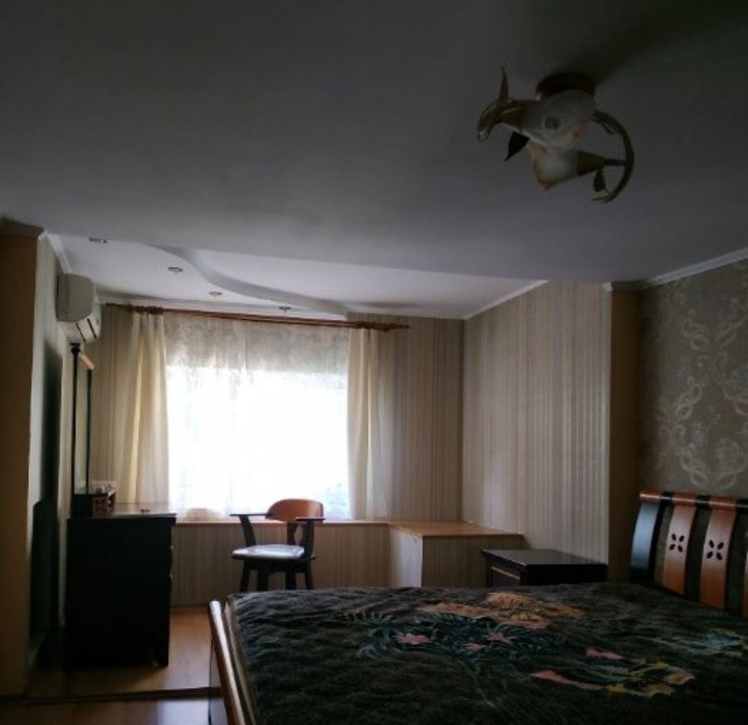 Оренда будинку 220 м², Науки просп.