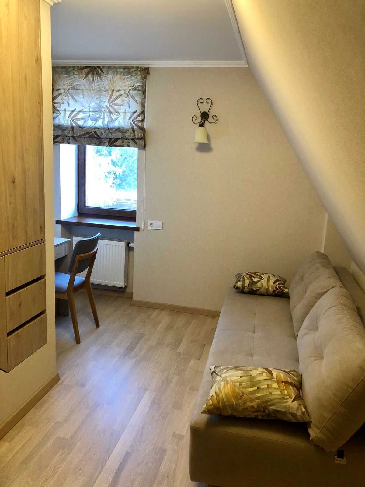 Оренда будинку 150 м², Деміївська вул.