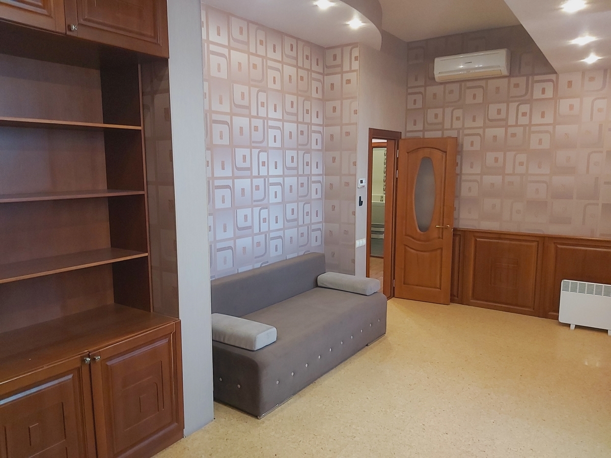 Продажа 4-комнатной квартиры 210 м², Алексеевка